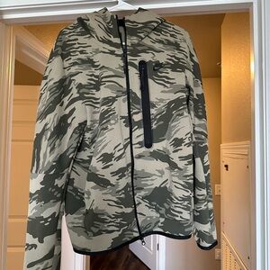 NWOT Nike Camouflage Zip-Up Hoodie